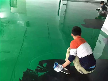五莲下面给你一份环氧地坪漆施工的完整流程